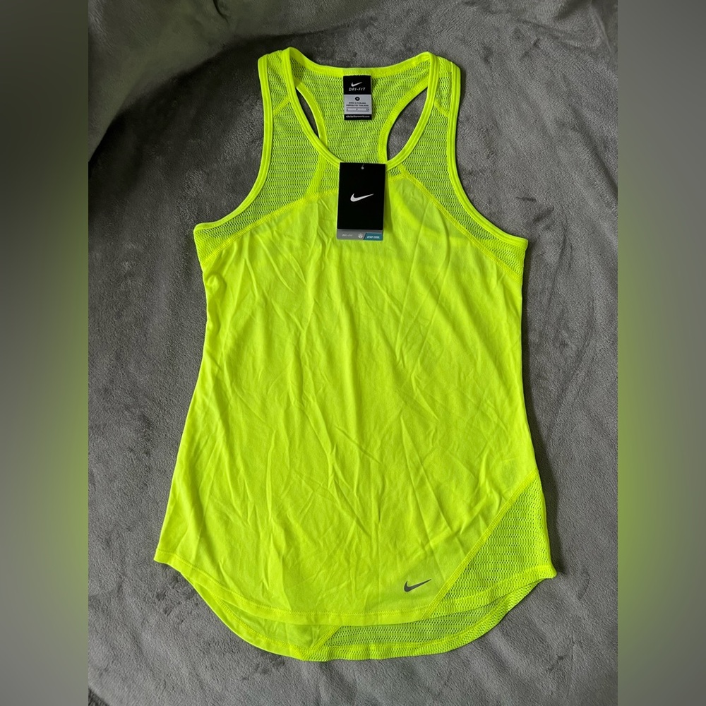 Nike Tank Top Women Size Small New With Tags Neon  Yellow